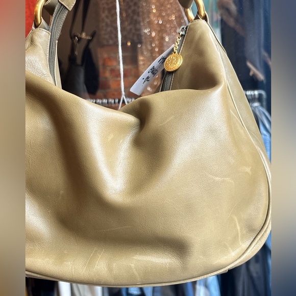 Vintage Gucci Pistachio Green Leather Hobo Bag - Picture 5 of 16